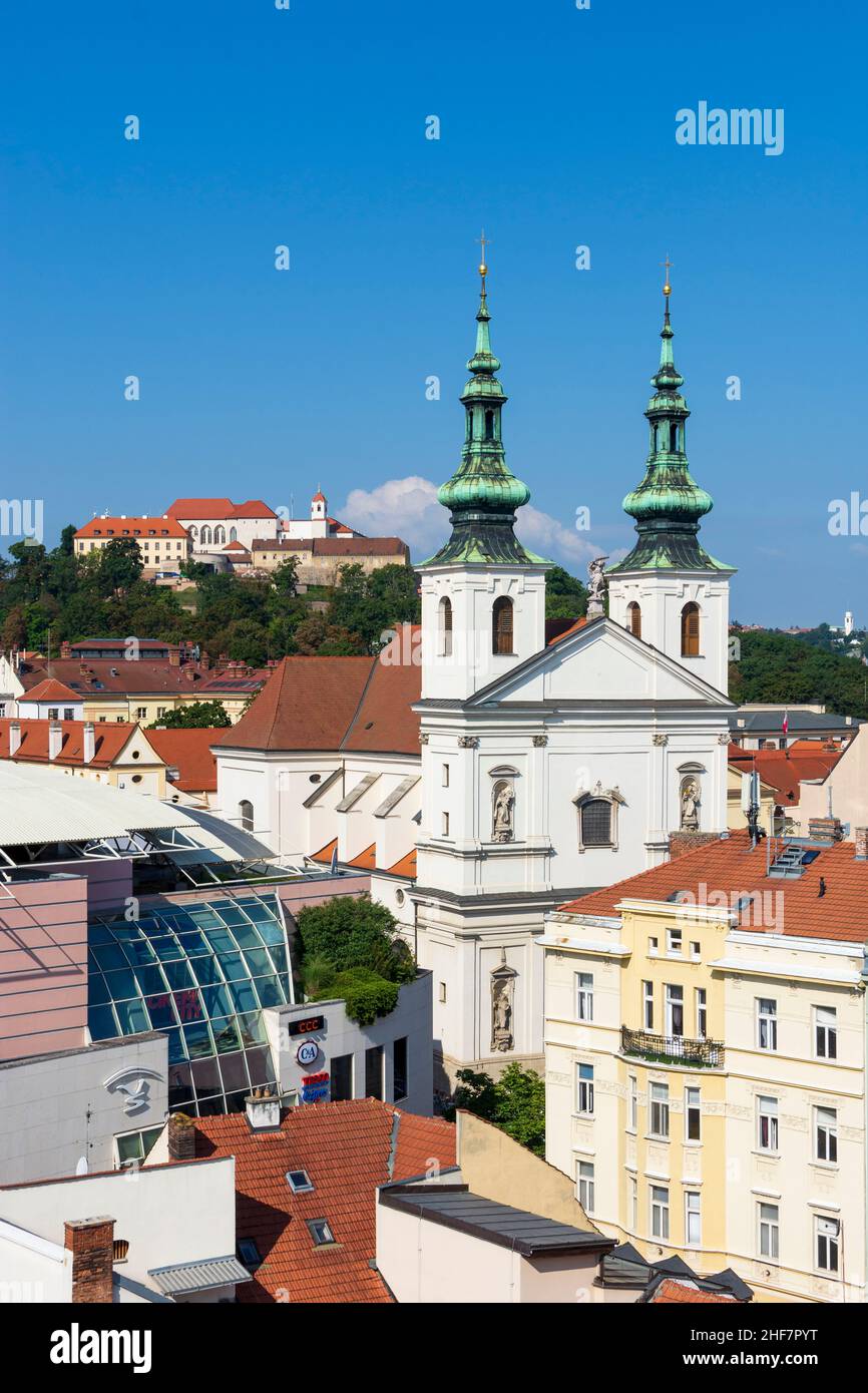 Brno (Brünn), vista dalla torre del municipio al castello di Spilberk, la chiesa di San Michele, la città vecchia a Jihomoravsky, Moravia meridionale, Südmähren, ceco Foto Stock
