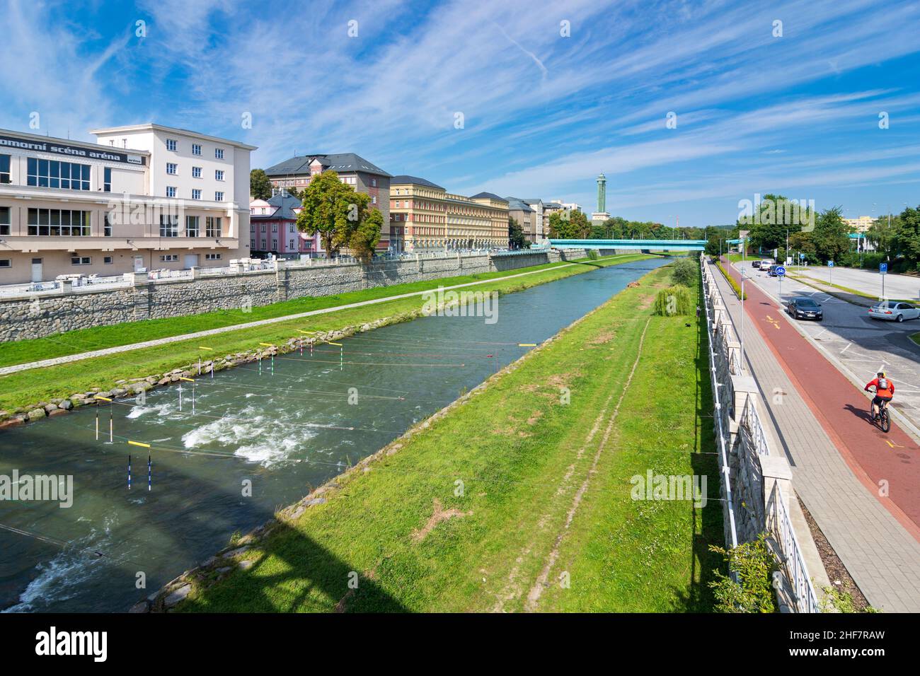 Ostrava (Ostrau), fiume Ostravice a Moravskoslezsky, Regione Moravia-Slesiana, Regione Mährisch-schlesische, Repubblica Ceca Foto Stock