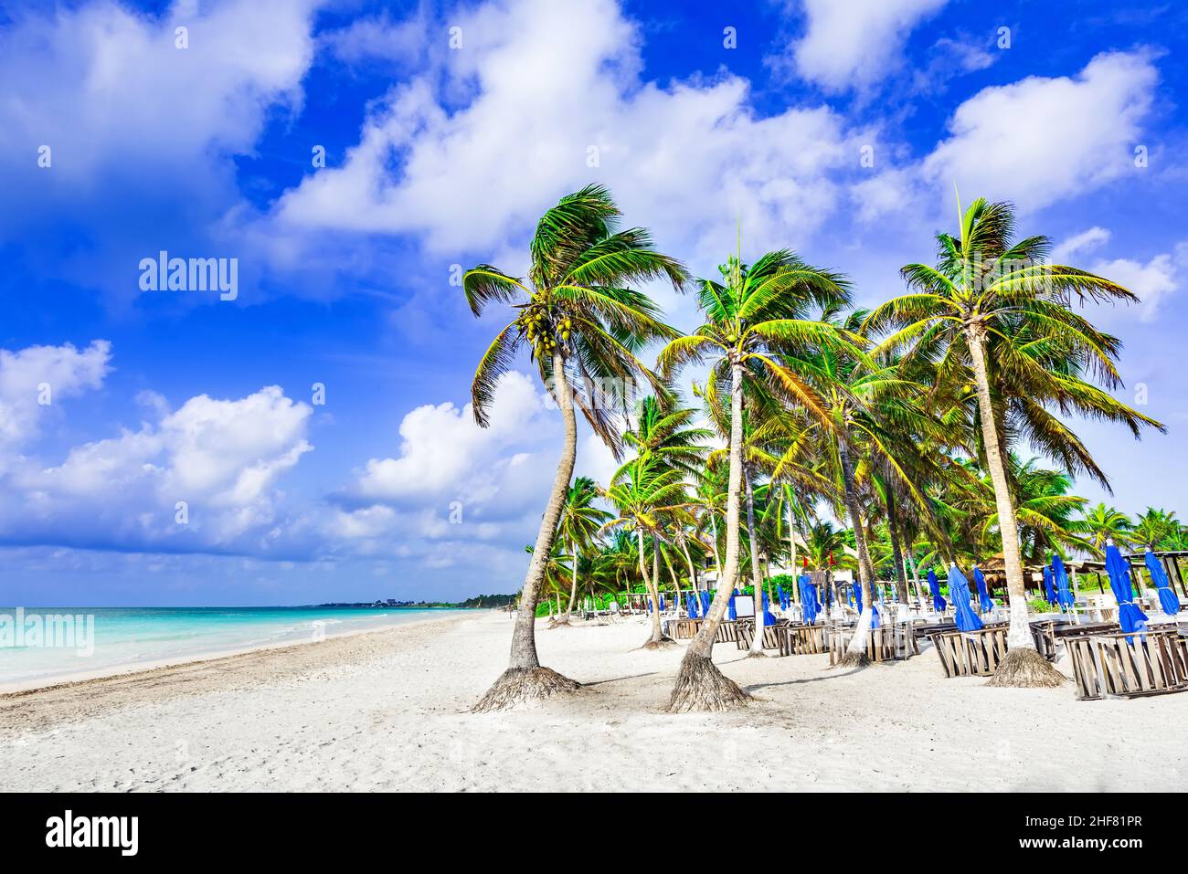 Riviera Maya, Messico - Playa Paraiso (Paradise Beach) al sole estate bella costa tropicale caraibica di Tulum in Quintana Roo, Cancun. Foto Stock