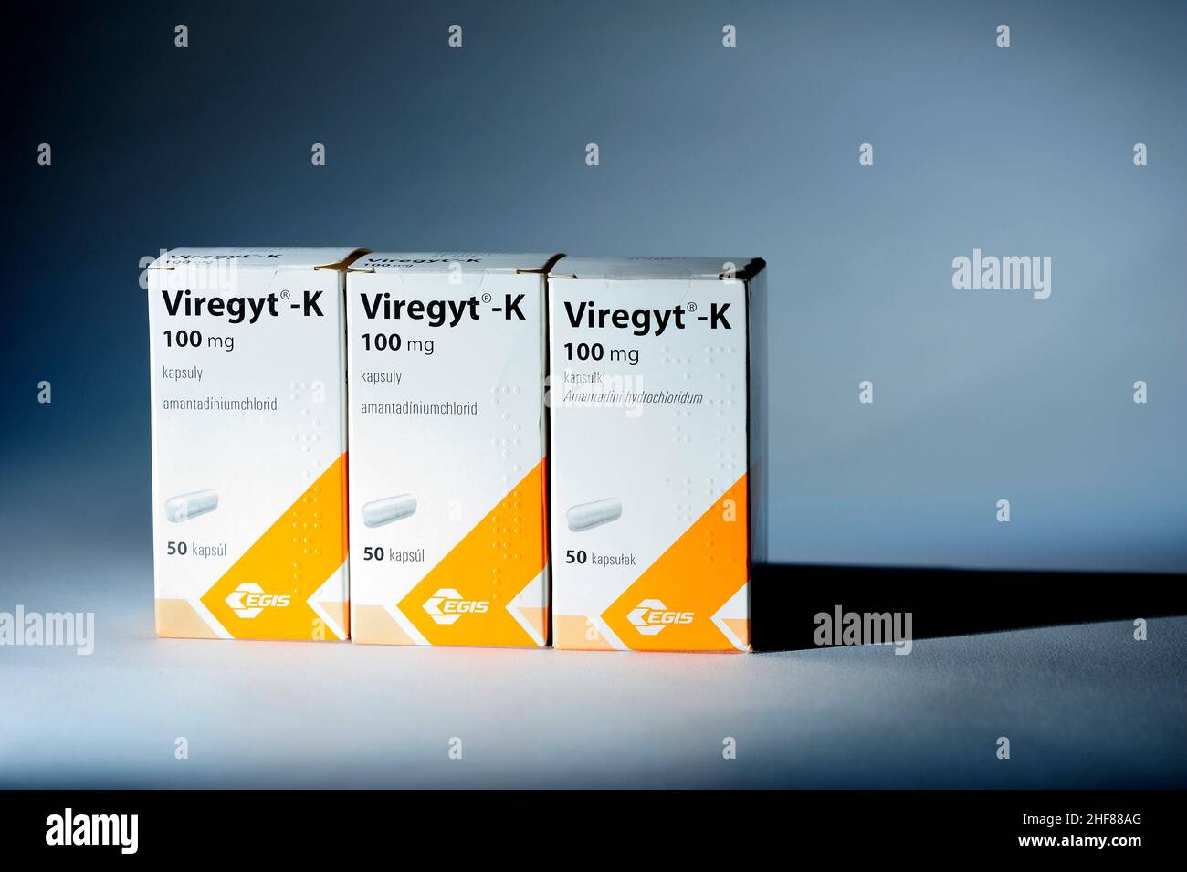 Viregyt - K (Amantadini hydrocloridum),virusologia della salute umana,Amantadine, virologia della salute umana, spopulazione antidoto,dramma covido dell'umanità, Foto Stock