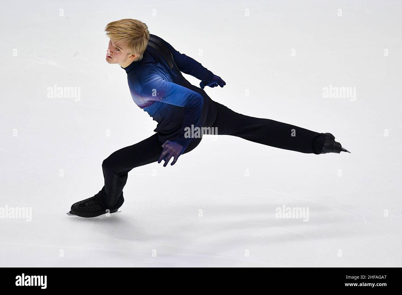 Tallinn, Estonia. 14th Jan 2022. Daniel Grassl in Italia si esibisce durante il programma gratuito maschile dei Campionati europei di pattinaggio a figure ISU a Tallinn, Estonia, 14 gennaio 2022. Credit: Sergei Stepanov/Xinhua/Alamy Live News Foto Stock