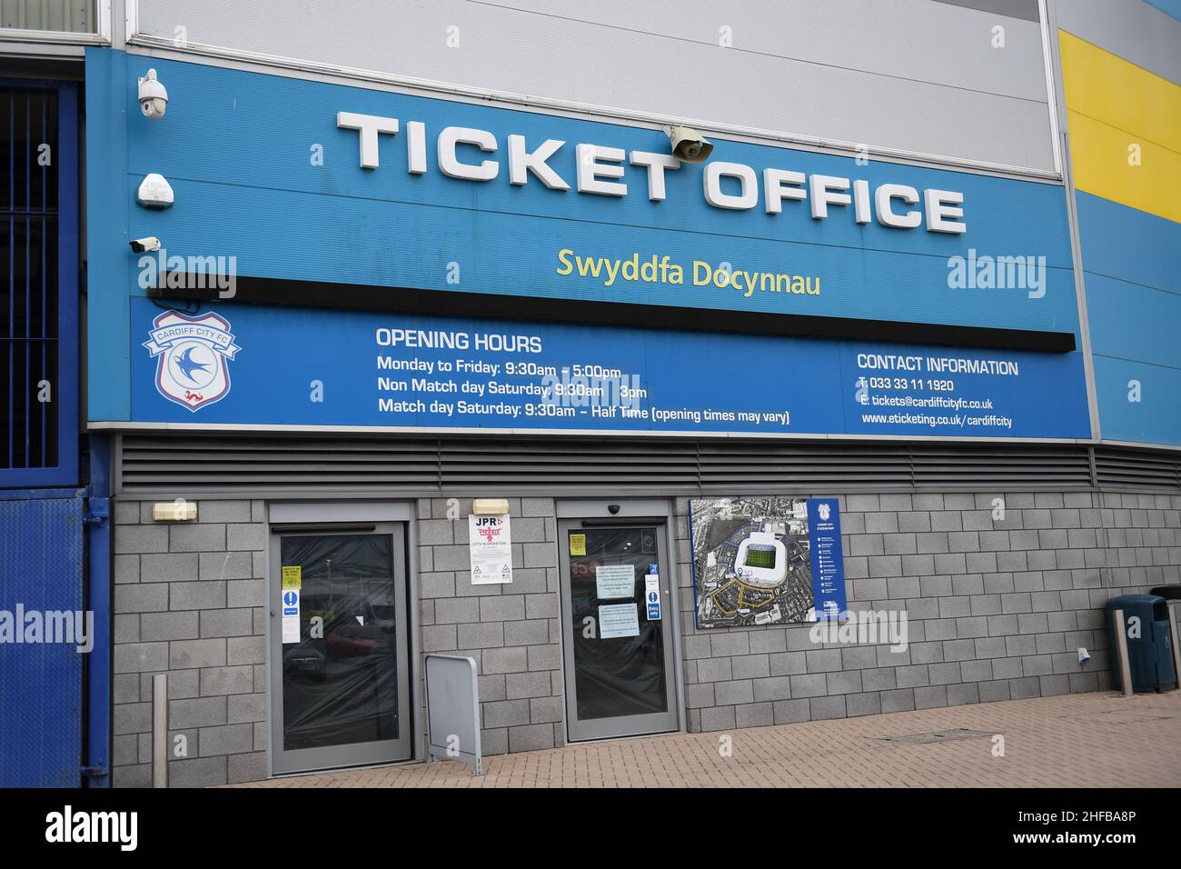 Vista generale del Cardiff City Stadium, sede della città di Cardiff - biglietteria chiusa, nessun supporto a causa di restrizioni COVID gallesi Foto Stock