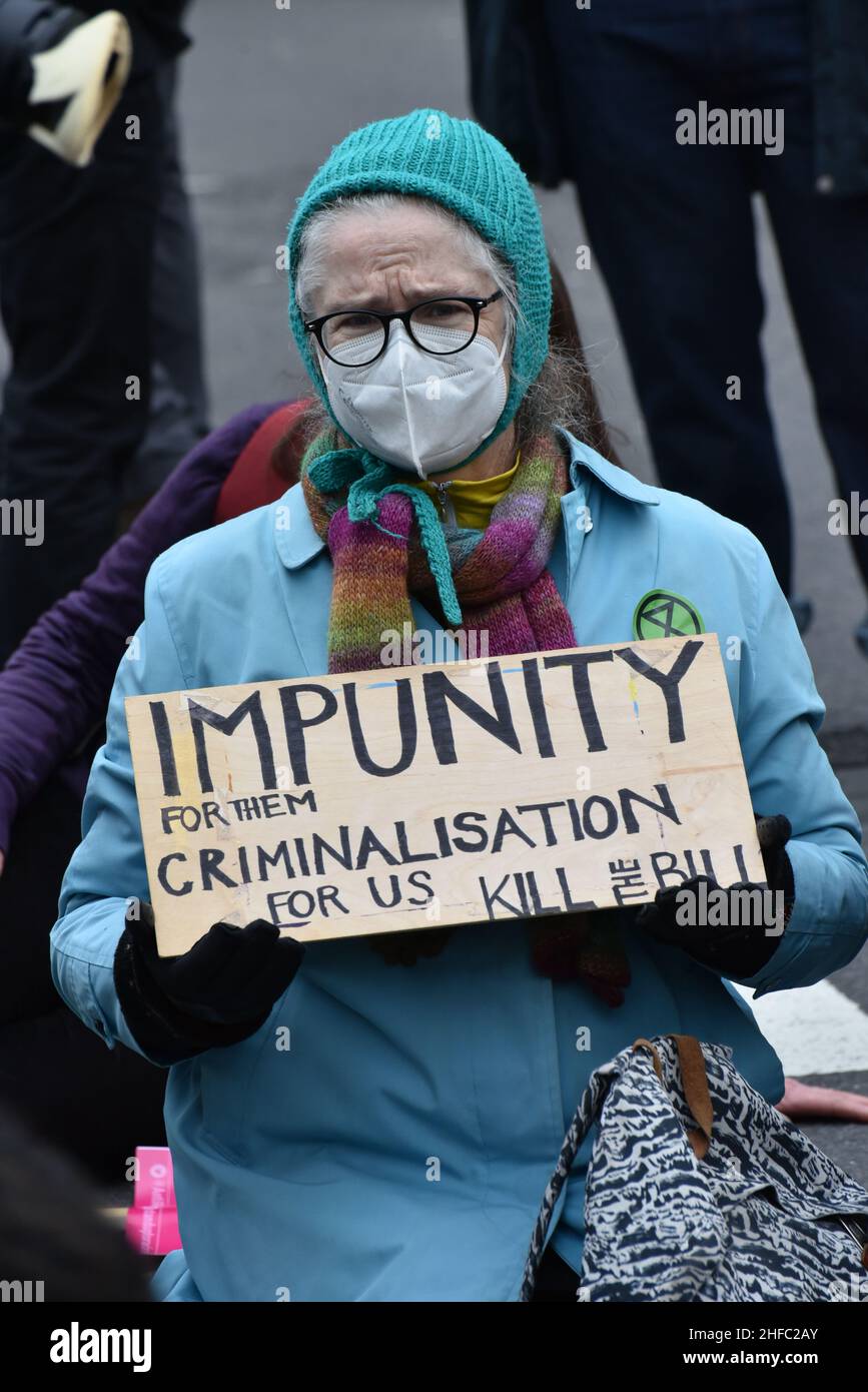 Londra, Regno Unito. 15 gennaio 2022. Protesta contro la polizia del governo, il crimine, la condanna e la legge giudiziaria (PCSC) e la legge sulla nazionalità e i confini (NBB).Credit: Andrea Domeniconi/Alamy Live News Foto Stock