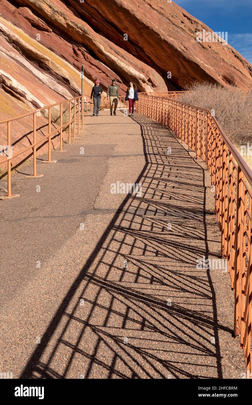 Morrison, Colorado - un ingresso al Red Rocks Ampitheater, un popolare luogo di concerti ai piedi delle colline appena ad ovest di Denver. Foto Stock