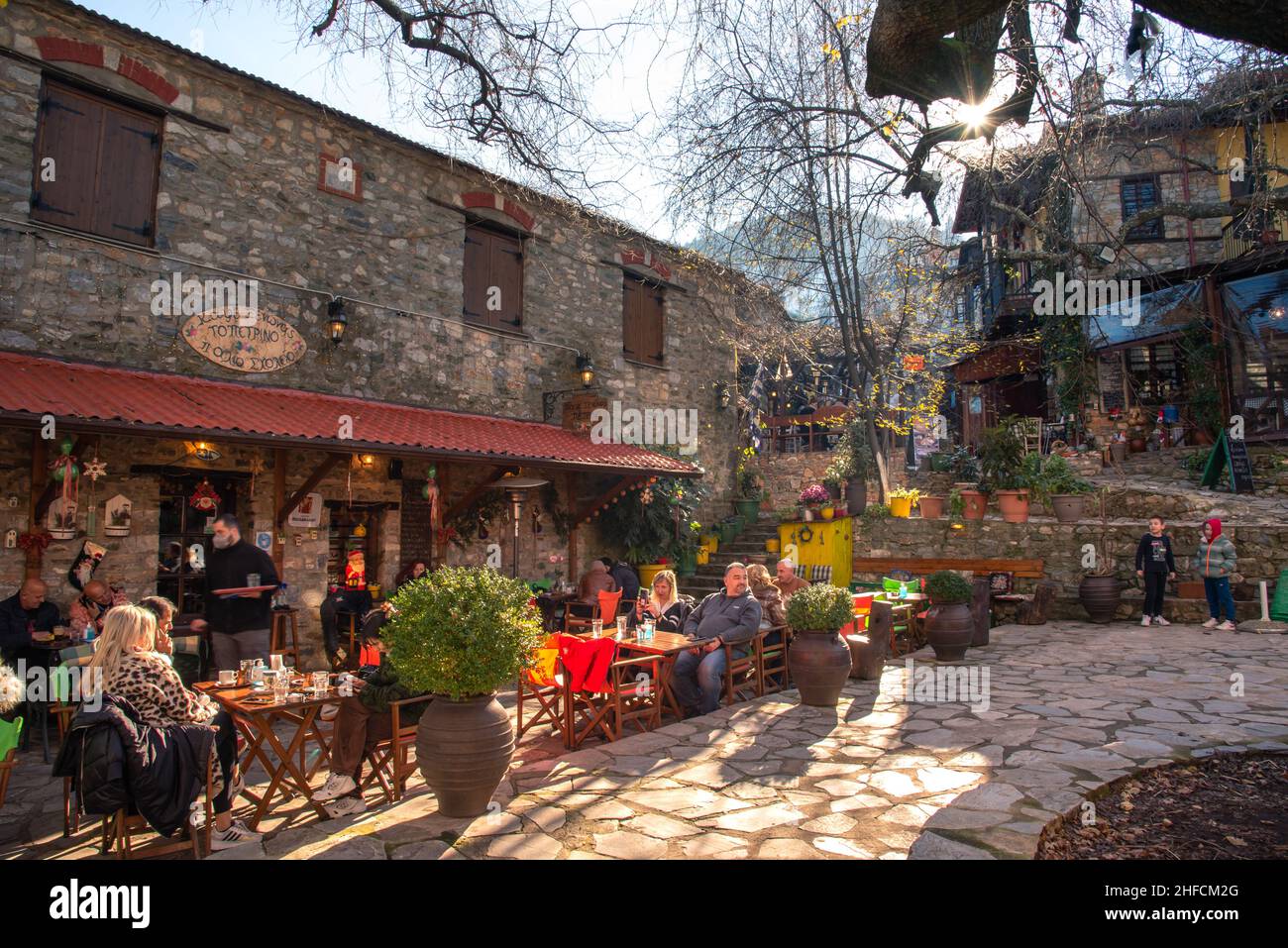 L'antico borgo storico di Palaios Panteleimonas vicino Platamonas, Pieria, Grecia Foto Stock