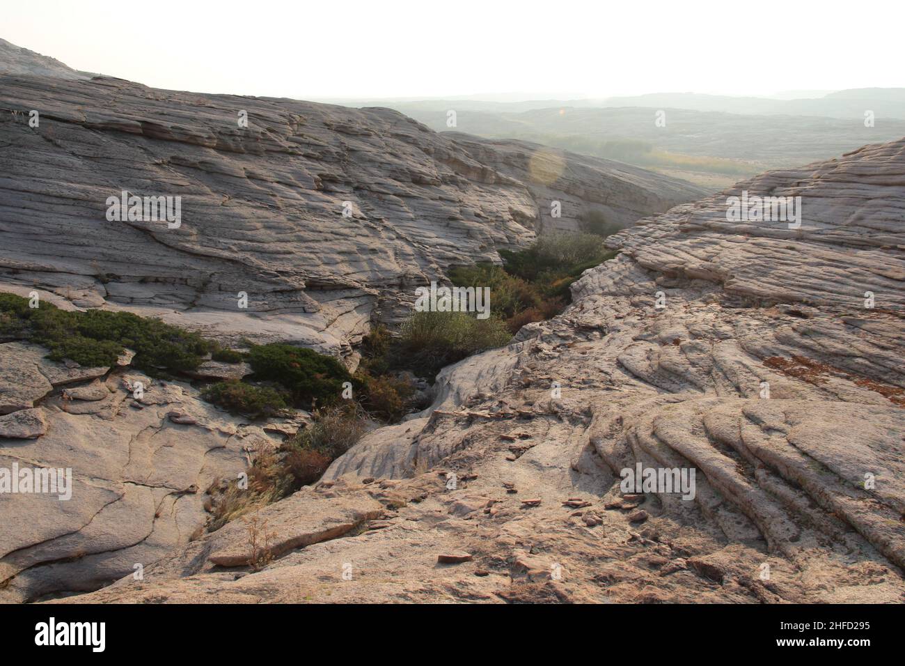 Gola rocciosa di montagna Bektau-ATA al tramonto Foto Stock