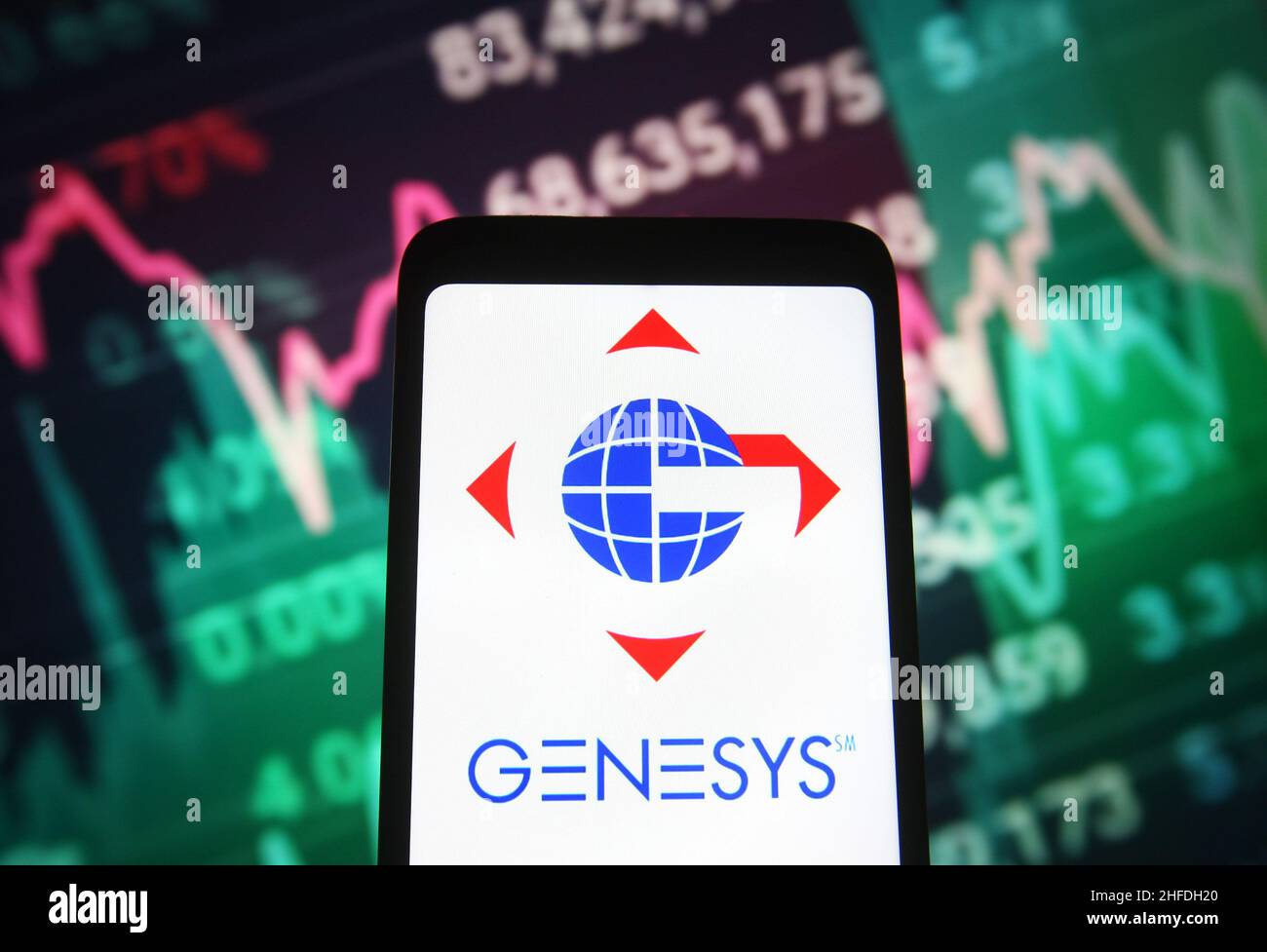 Ucraina. 15th Jan 2022. In questa illustrazione della foto, il logo Genesys International Corporation Ltd. È visualizzato sullo schermo di uno smartphone e le informazioni sul mercato azionario sullo sfondo. Credit: SOPA Images Limited/Alamy Live News Foto Stock