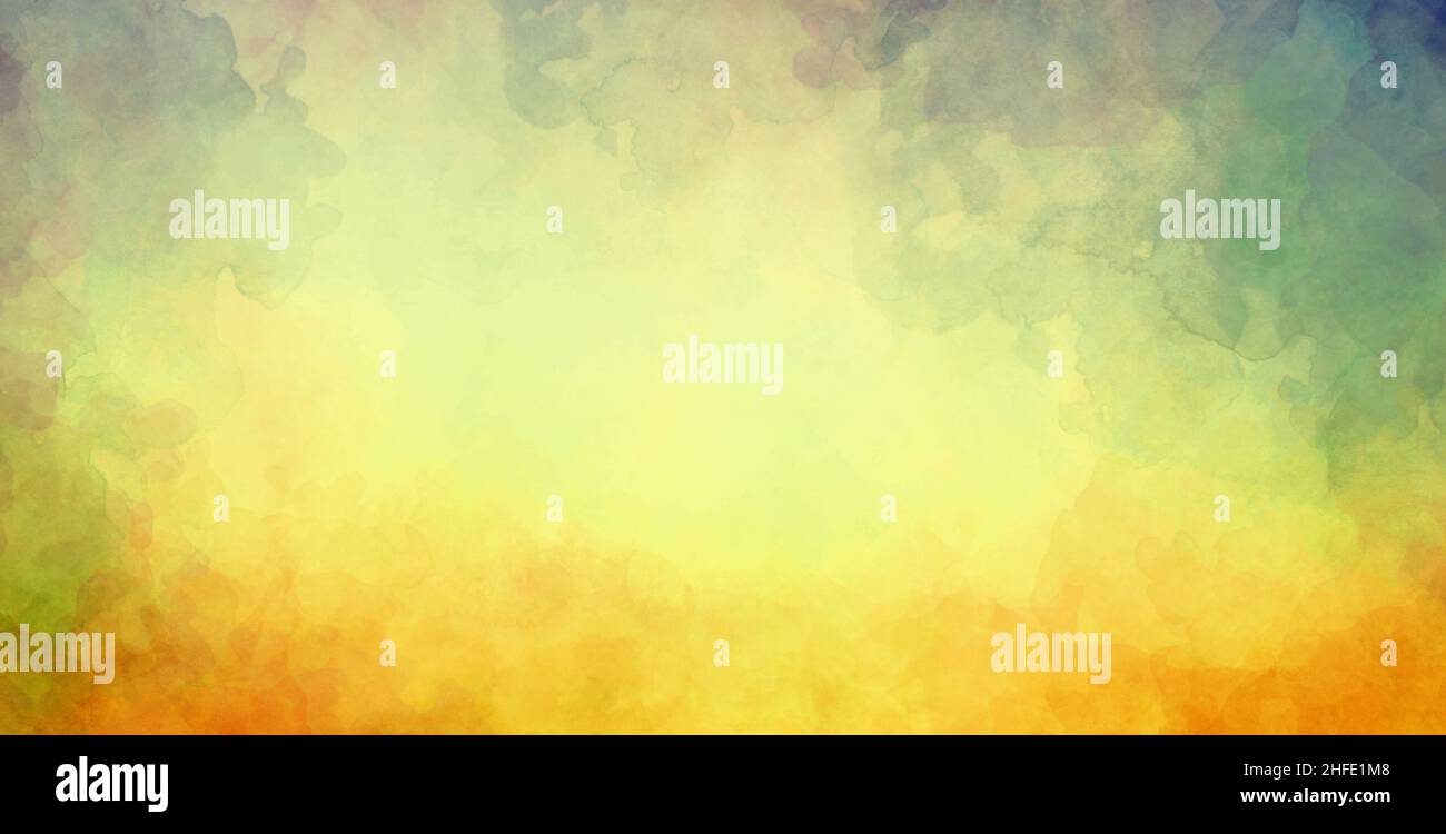 astratto acquerello cielo sfondo, tramonto colori arancio blu giallo e viola nube grunge trama sul bordo dipinto con morbido giallo centro Foto Stock