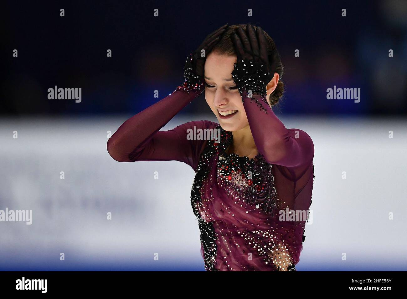Tallinn, Estonia. 15th Jan 2022. Anna Shcherbakova della Russia reagisce durante il programma libero delle donne al Campionato europeo di pattinaggio a figure ISU di Tallinn, Estonia, 15 gennaio 2022. Credit: Sergei Stepanov/Xinhua/Alamy Live News Foto Stock Tallinn, Estonia. 15th Jan 2022. Anna Shcherbakova della Russia reagisce durante il programma libero delle donne al Campionato europeo di pattinaggio a figure ISU di Tallinn, Estonia, 15 gennaio 2022. Credit: Sergei Stepanov/Xinhua/Alamy Live News Foto Stock