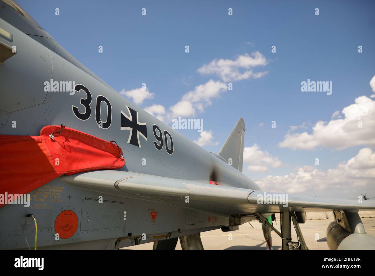 Mihail Kogalniceanu, Romania - 2 luglio 2021: Aereo da caccia tedesco Eurofighter Typhoon in mostra durante un esercizio di polizia aerea. Foto Stock