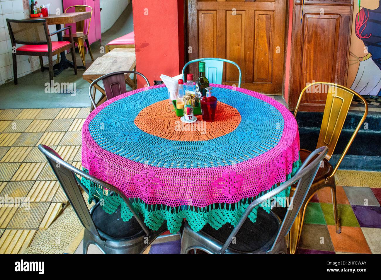 Ristorante per piccole imprese e negozio di articoli da regalo a San Paolo, Brasile Foto Stock