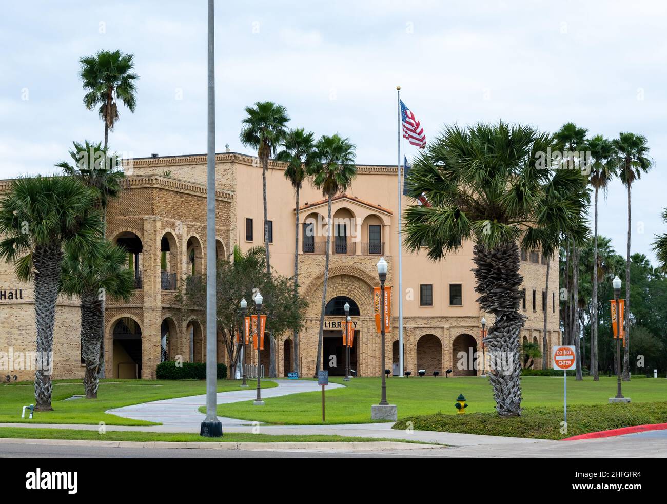 Edificio della biblioteca dell'Università del Texas a Rio Grande Valley. Brownsville, Texas, Stati Uniti. Foto Stock