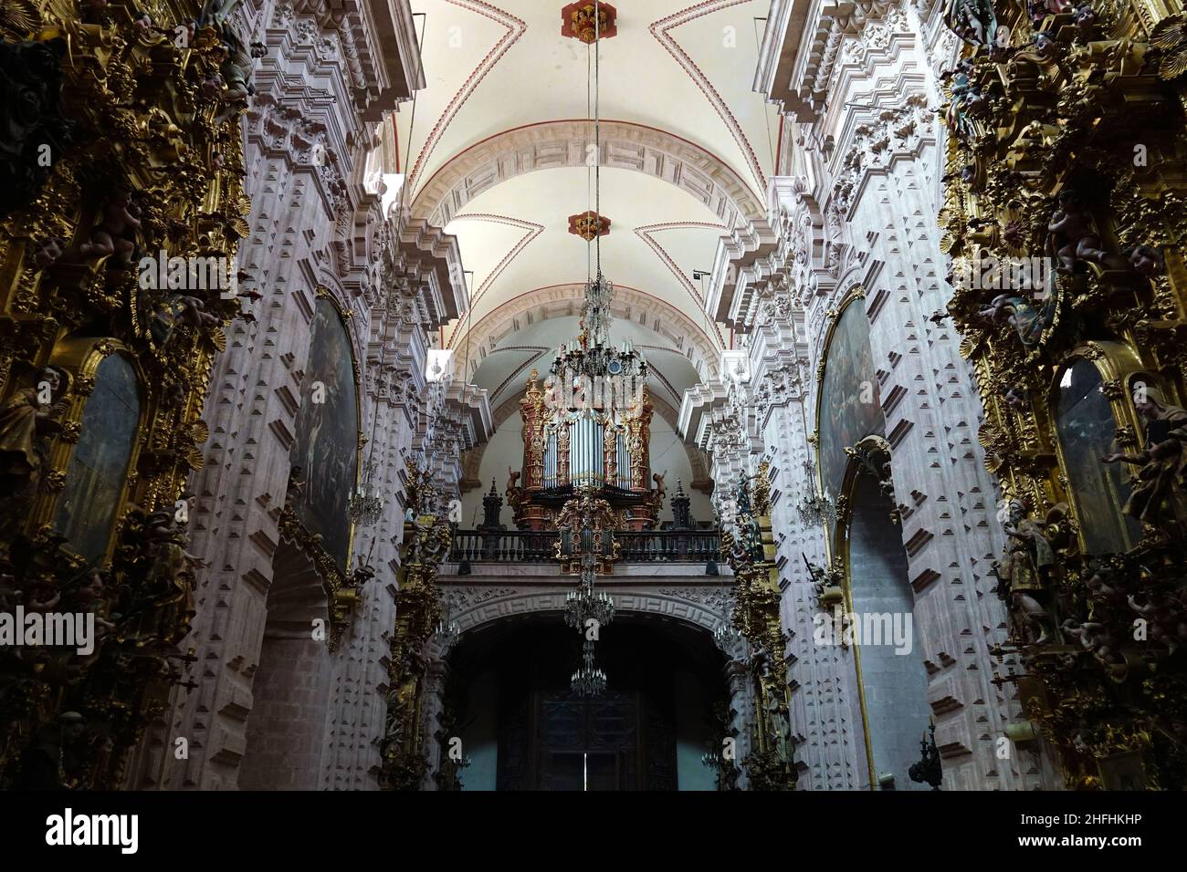 Interni, Nuova Chiesa barocca spagnola di Santa Prisca (Templo de Santa Prisca), Taxco de Alarcon, stato del Guerrero, Messico, Nord America Foto Stock