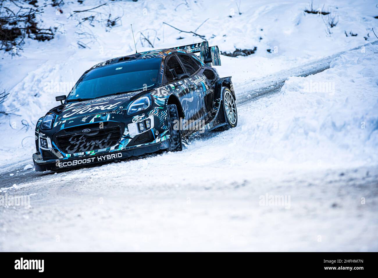 Sébastien Loeb(fra), Ford Puma Rally 1 team M-Sport, in azione, durante le prove precedenti al WRC World Rally Car Championship 2022, raduno di Monte Carlo il 16 2022 gennaio a St-Crépin, Francia - Foto Bastien Roux/DPPI Foto Stock