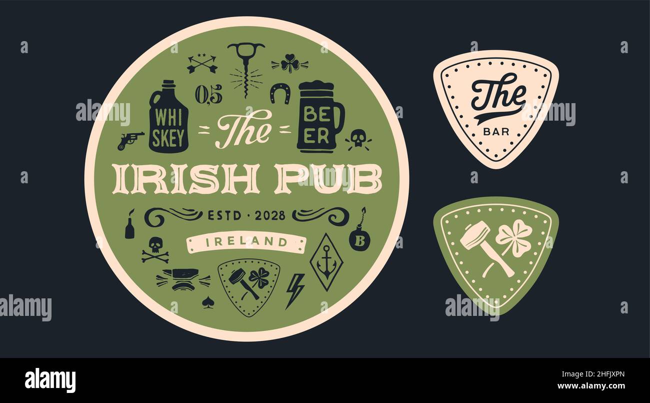 Irish Pub, Coaster. Montagne russe Circle, texte Irish Pub, Beer, Whiskey. Disegno vintage per bar, pub, birra e whiskey temi. Montagne russe circolari per mettere una tazza di birra o un bicchiere di whiskey. Illustrazione vettoriale Illustrazione Vettoriale