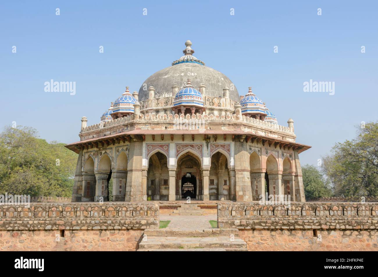 Tomba di Isa Khan Niyazi nel complesso della tomba di Humayun, Nuova Delhi, India, Asia meridionale Foto Stock