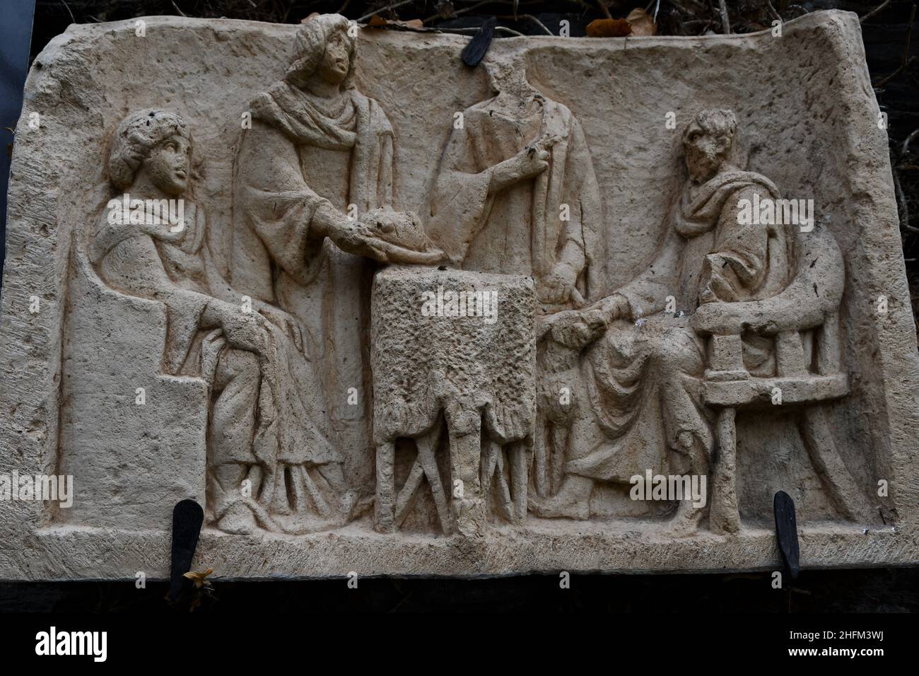 Goditi il pasto - monumento alla tomba romana a Neumagen-Dhron / Mosella Foto Stock