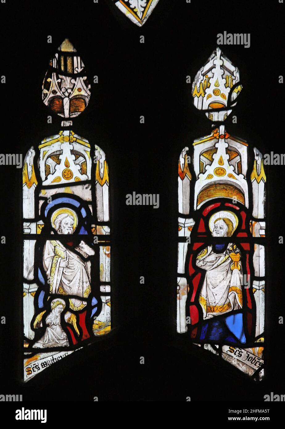 Vetrate medievali, 15th Cenrury; St Matthew & Saint John; St John the Baptist Church, Stamford, Lincolnshire Foto Stock