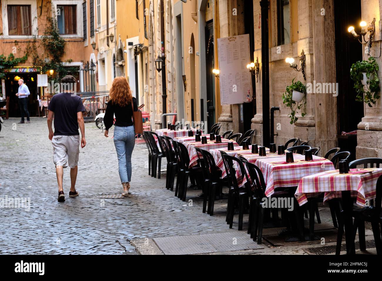Mauro Scrobogna /LaPresse 22 giugno 2020&#xa0; Roma, Italia News crisi economica, imprese commerciali nella foto: Città vecchia, grave situazione di crisi nel settore della ristorazione Foto Stock