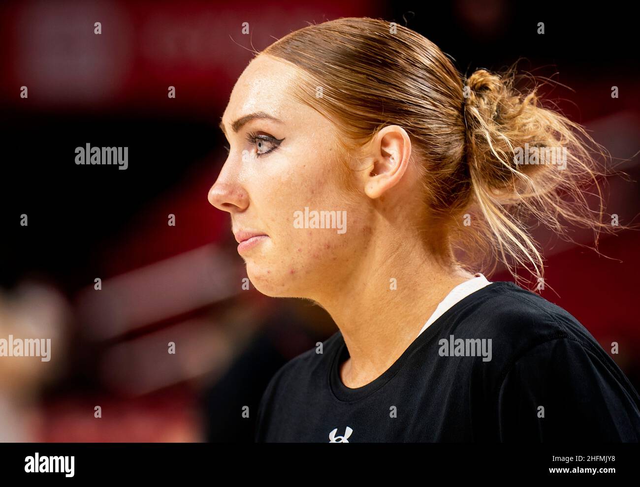 COLLEGE PARK, MD - GENNAIO 16: Maryland Terrapins Forward Chloe Bibby (55) prima di una partita di basket femminile del Big10 tra i Maryland Terrapins e t Foto Stock
