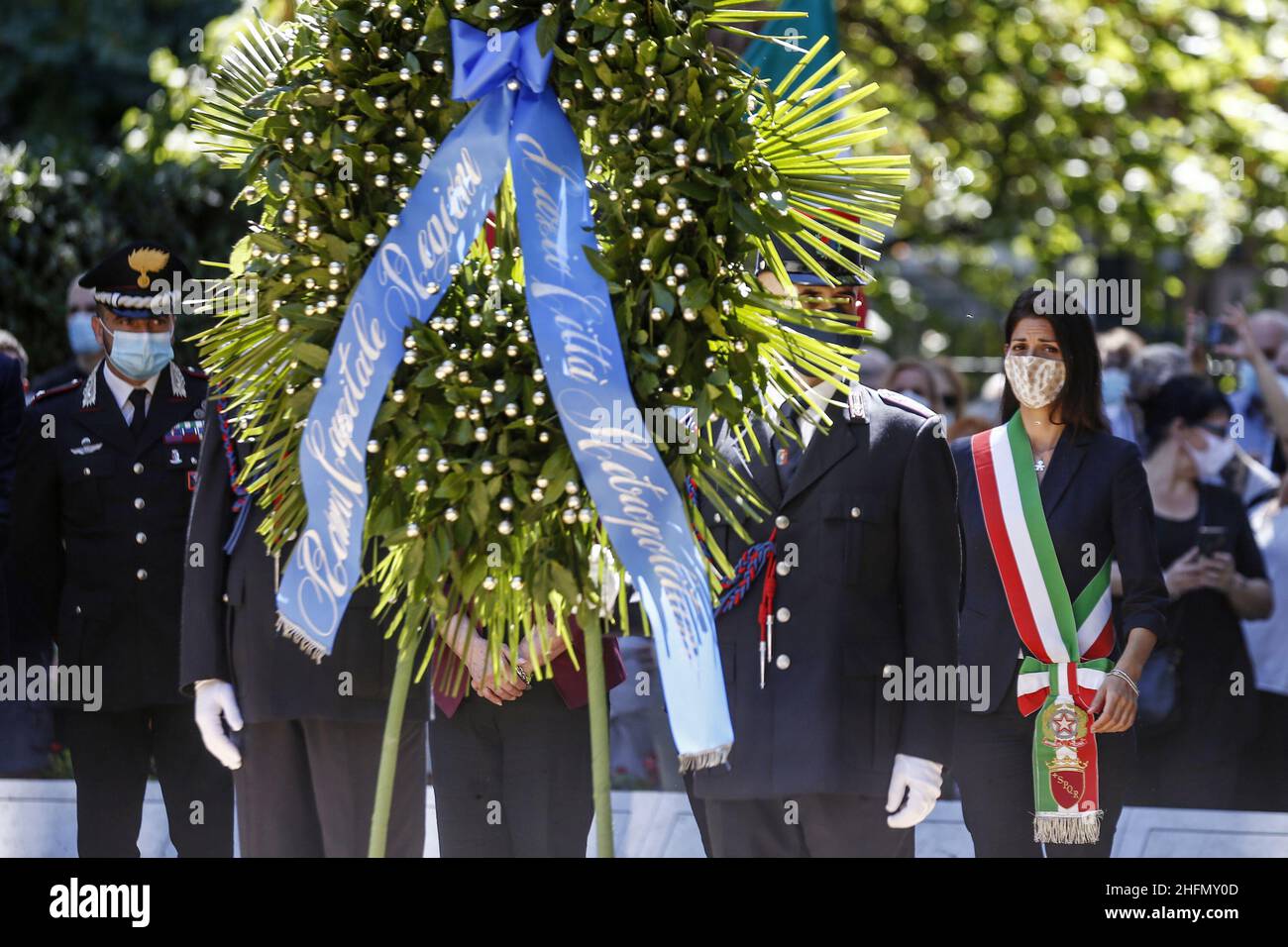 Cecilia Fabiano/LaPresse Luglio 19 , 2020 Roma (Italia) News Commemorazione del bombardamento di San Lorenzo nella foto : la deposizione della corona del fiore Foto Stock