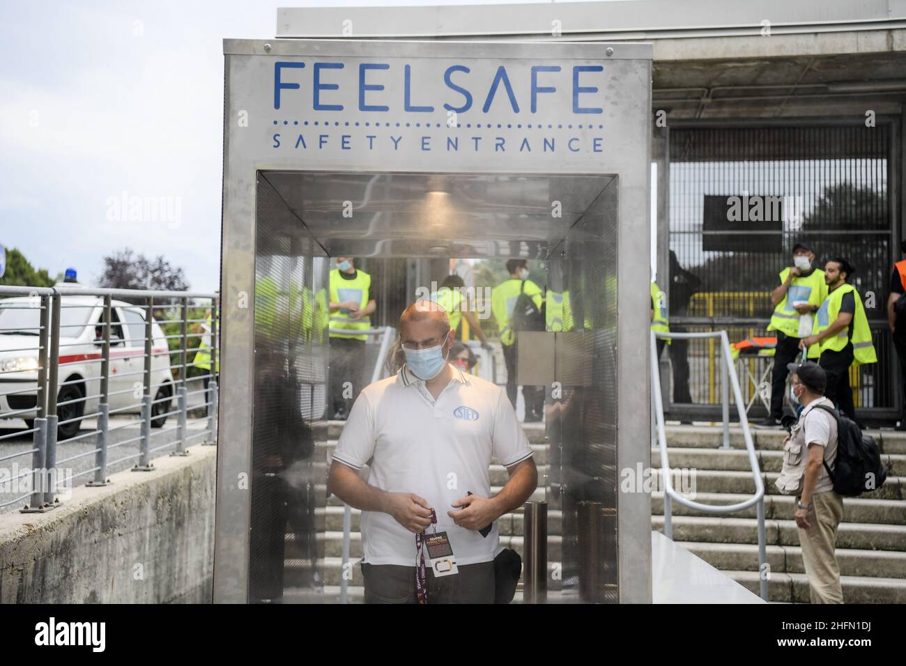Marco Alpozzi/LaPresse 22 luglio 2020 Torino, Italia sport soccer Torino Vs Hellas Verona - Campionato Italiano di Calcio Lega A TIM 2019/2020 - Stadio Olimpico Grande Torino nella foto: Lo Stadio Olimpico Grande Torino è la prima Serie A ad installare e testare il nuovo ‘Feel Safe’ Sistema, a partire da stasera con Torino-Verona, per il mondo post-COVID. Foto Stock