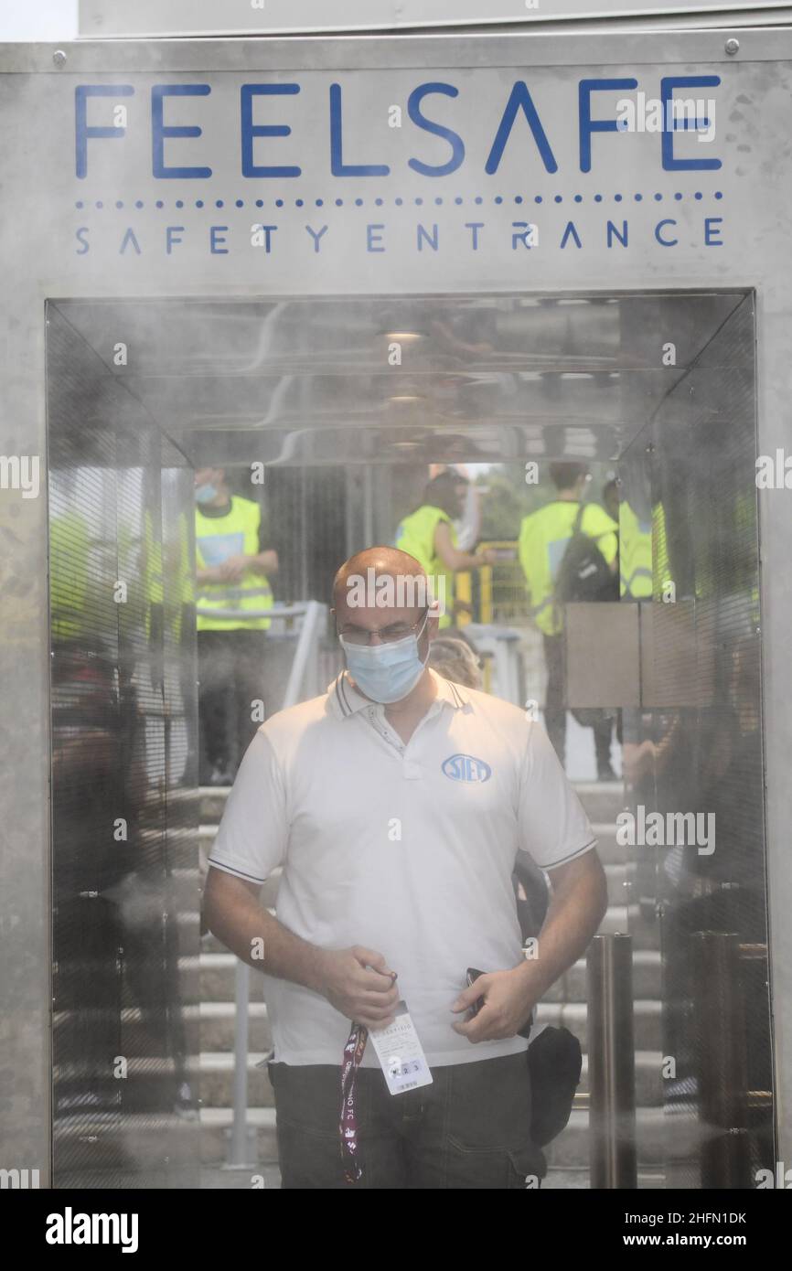 Marco Alpozzi/LaPresse 22 luglio 2020 Torino, Italia sport soccer Torino Vs Hellas Verona - Campionato Italiano di Calcio Lega A TIM 2019/2020 - Stadio Olimpico Grande Torino nella foto: Lo Stadio Olimpico Grande Torino è la prima Serie A ad installare e testare il nuovo ‘Feel Safe’ Sistema, a partire da stasera con Torino-Verona, per il mondo post-COVID. Foto Stock