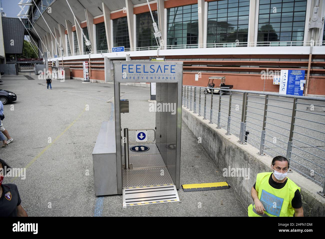 Marco Alpozzi/LaPresse 22 luglio 2020 Torino, Italia sport soccer Torino Vs Hellas Verona - Campionato Italiano di Calcio Lega A TIM 2019/2020 - Stadio Olimpico Grande Torino nella foto: Lo Stadio Olimpico Grande Torino è la prima Serie A ad installare e testare il nuovo ‘Feel Safe’ Sistema, a partire da stasera con Torino-Verona, per il mondo post-COVID. Foto Stock