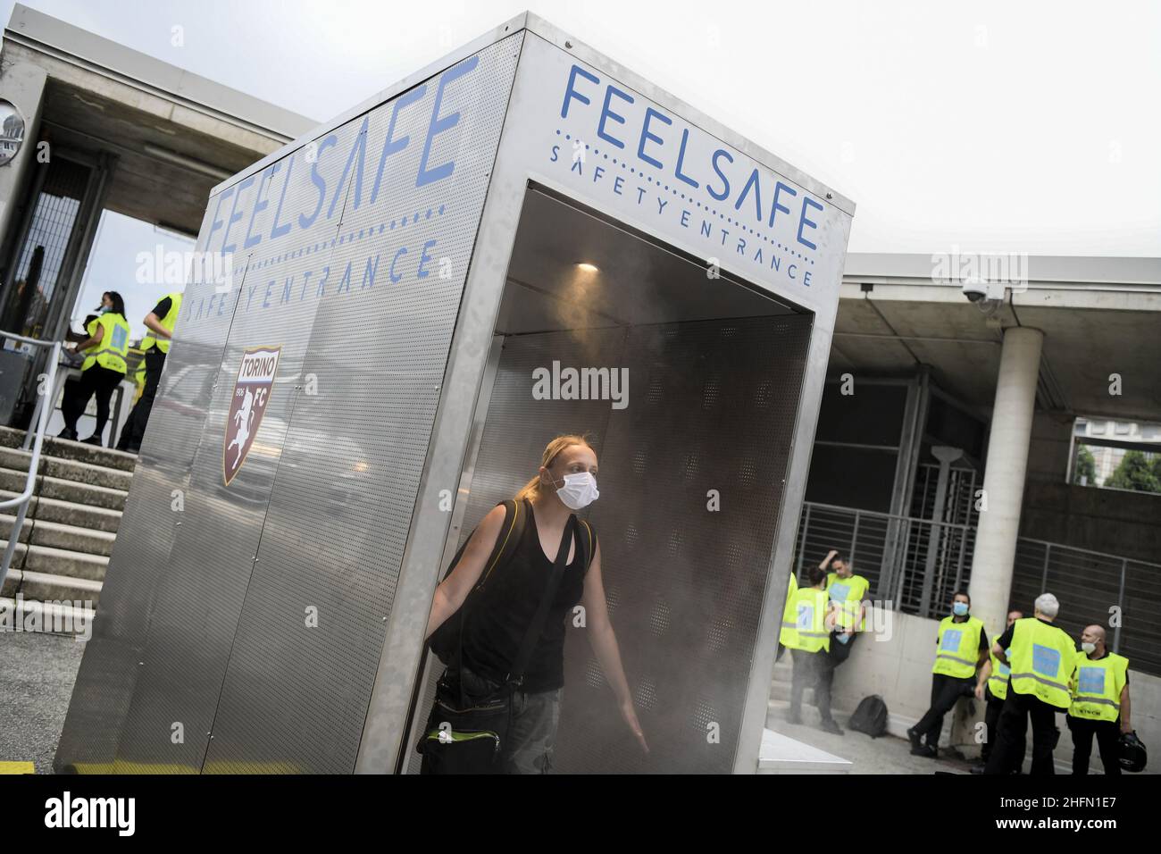 Marco Alpozzi/LaPresse 22 luglio 2020 Torino, Italia sport soccer Torino Vs Hellas Verona - Campionato Italiano di Calcio Lega A TIM 2019/2020 - Stadio Olimpico Grande Torino nella foto: Lo Stadio Olimpico Grande Torino è la prima Serie A ad installare e testare il nuovo ‘Feel Safe’ Sistema, a partire da stasera con Torino-Verona, per il mondo post-COVID. Foto Stock