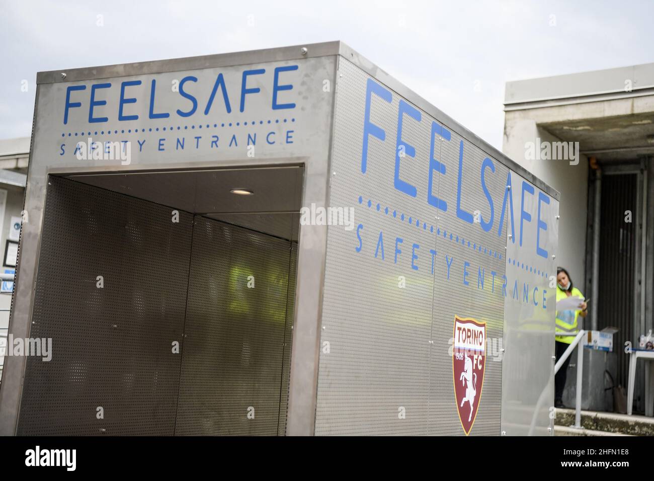 Marco Alpozzi/LaPresse 22 luglio 2020 Torino, Italia sport soccer Torino Vs Hellas Verona - Campionato Italiano di Calcio Lega A TIM 2019/2020 - Stadio Olimpico Grande Torino nella foto: Lo Stadio Olimpico Grande Torino è la prima Serie A ad installare e testare il nuovo ‘Feel Safe’ Sistema, a partire da stasera con Torino-Verona, per il mondo post-COVID. Foto Stock