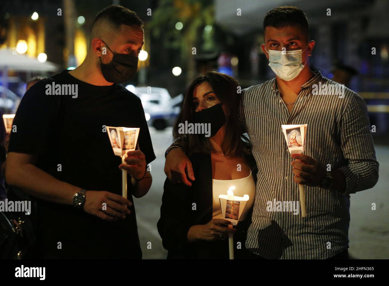 Cecilia Fabiano/LaPresse Luglio 24 , 2020 Roma (Italia) News &#xab;da non dimenticare Mario&#xbb; fiaccolata in via Pietro cosa dove il carabiniere Mario Cerciello Rega è stato ucciso nella foto : Andrea Varriale Foto Stock