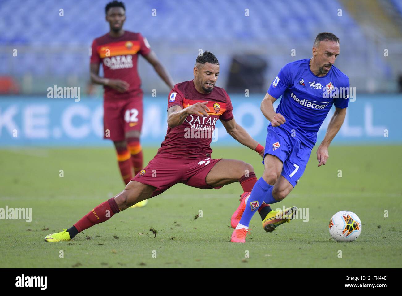 Fabio Rossi/AS Roma/LaPresse 26/07/2020 Roma (Italia) Sport Soccer Roma-Fiorentina Campionato Italiano Calcio Serie A Tim 2019/2020 - Stadio Olimpico nella foto: Bruno Peres, Frank Ribery Foto Stock