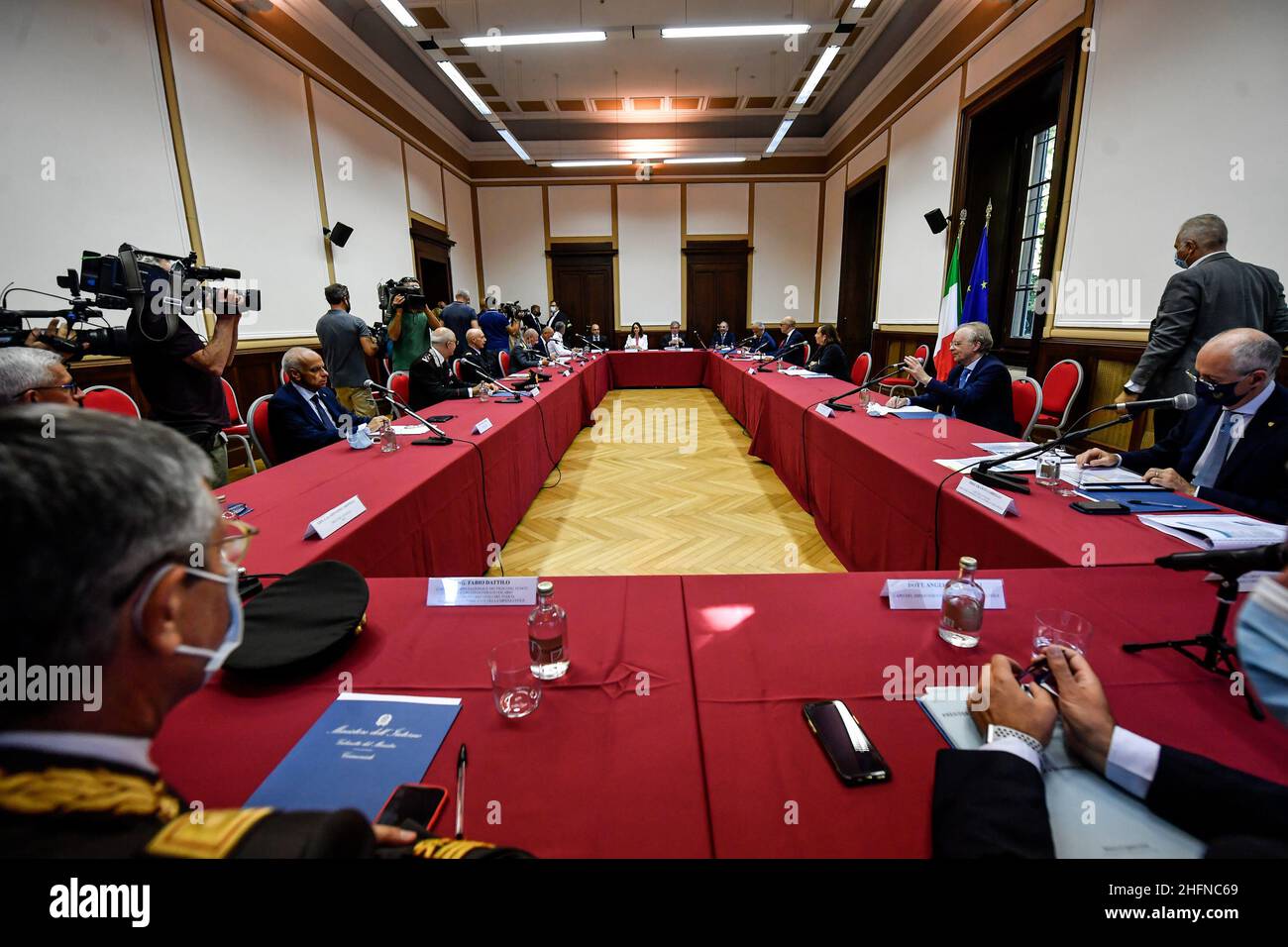 Claudio Furlan - LaPresse 15 agosto 2020 Milano (Italia) incontro del Comitato Nazionale per l'Ordine e la sicurezza nella Prefettura di Milano Foto Stock