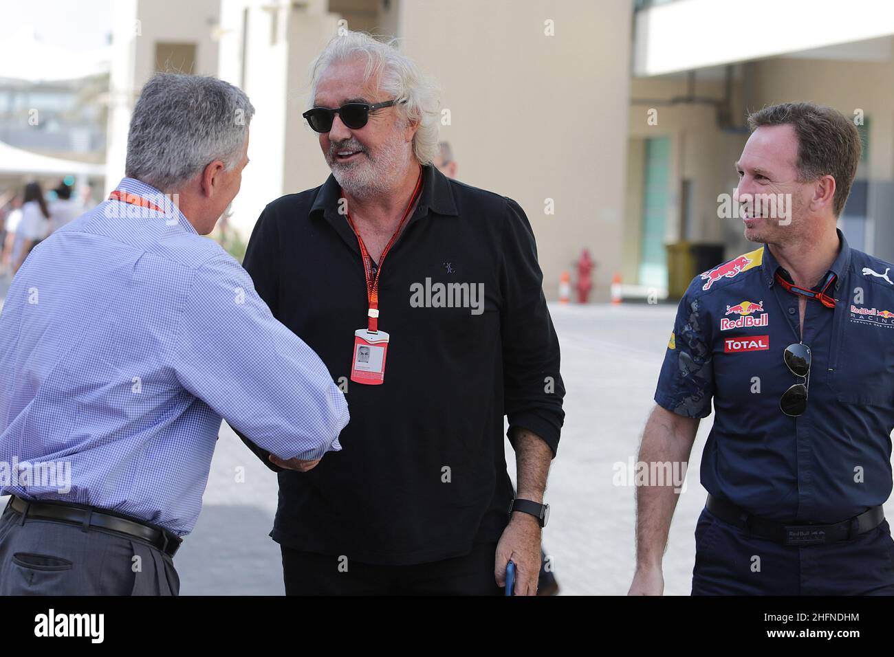 © Photo4 / LaPresse 26/11/2016 Abu Dhabi, UAE Sport Grand Prix Formula uno Abu Dhabi 2016 nella foto: Chase Carey (USA) Presidente del Gruppo Formula uno, Flavio Briatore, Christian Horner (GBR), Red Bull Racing, Direttore Sporting Foto Stock