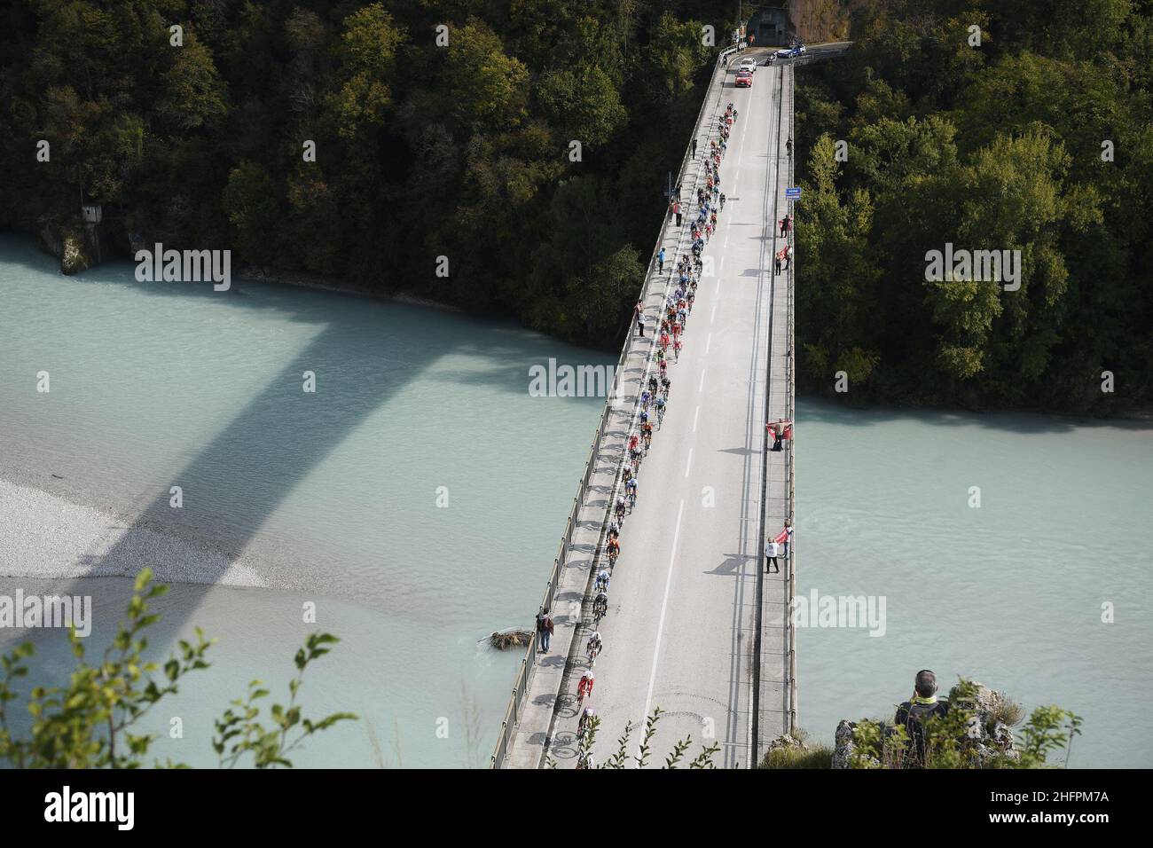 Fabio Ferrari/LaPresse 18 ottobre 2020 Italia Sport Cycling giro d'Italia 2020 - edizione 103th - Stage 15 - da Air base Rivolto a Piancavallo nella foto: Durante la gara Foto Stock