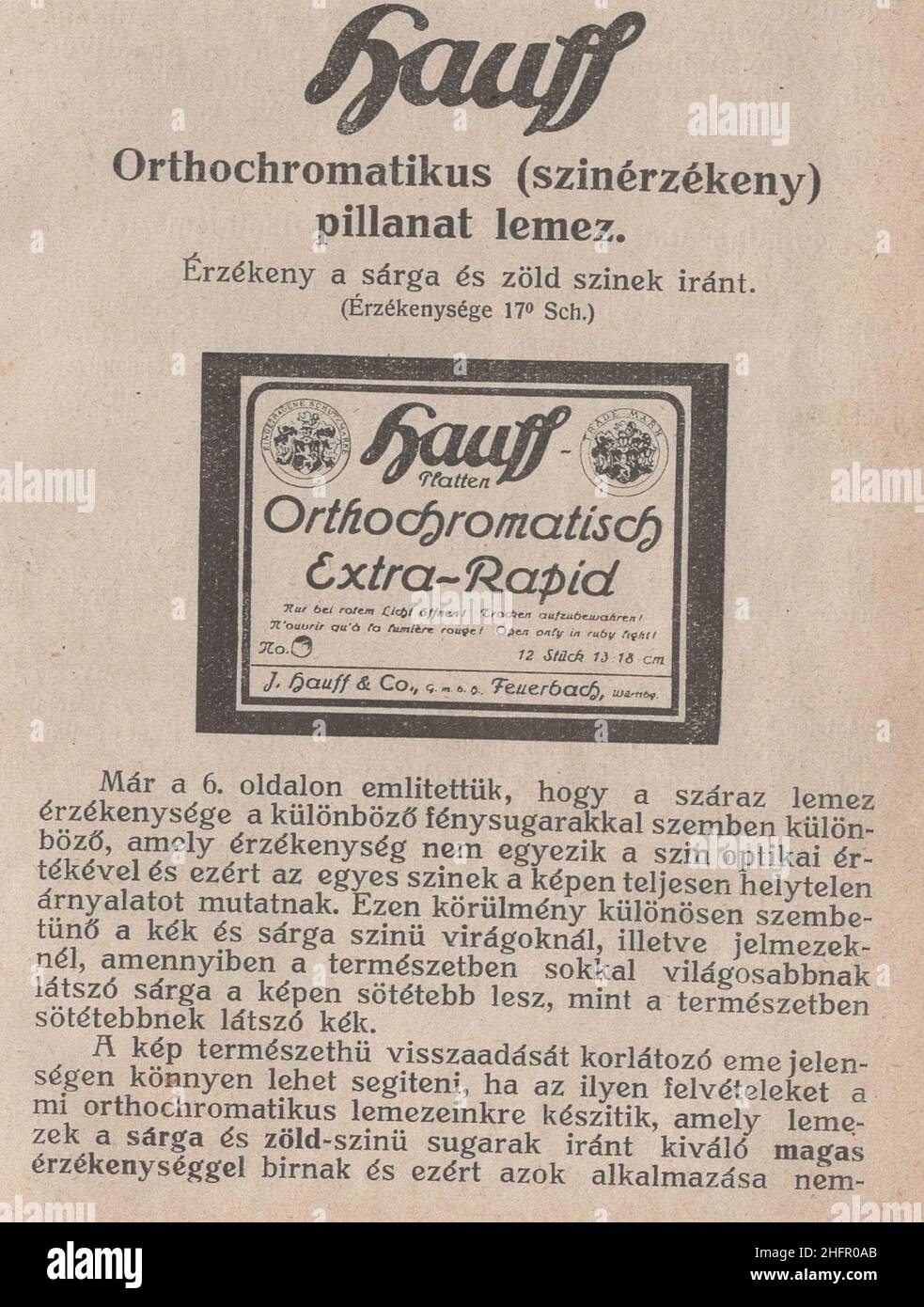 Libro di fotografia antica e rara in lingua ungherese ' Kézikönyv J. Hauff & Co, GmbH Felierbach Württemberg. Fotócikkeinek használatához. Második kiadás.' Questo marchio e catalogo è dal 1910s come Austro-Ungarico korona la valuta. Tutti i prodotti sono realizzati dalla Hauff e che è promosso qui in questo libro con descrizione e ricetta!. Alcuni di loro riccamente illustrati. Orthocrommatikus (szinérzékeny) pillanat lemez, Érzékeny a sárga és zöld szinek iránt. ( érzékenysége 17 sch) / piastra momento Orthromatic (sensibile al colore), sensibile al giallo e al verde. (sensibilità Foto Stock