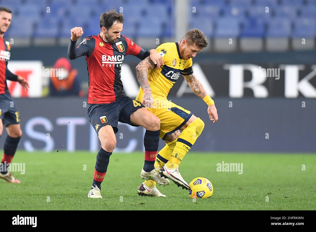 LaPresse - Tano Pecoraro 30 Novembre 2020 Città Genova - (Italia) Sport Calcio Genova vs Parma Campionato Italiano di Calcio Lega A TIM 2020/2021 - Stadio "Luigi Ferraris" nella foto: Milano Badelj Foto Stock