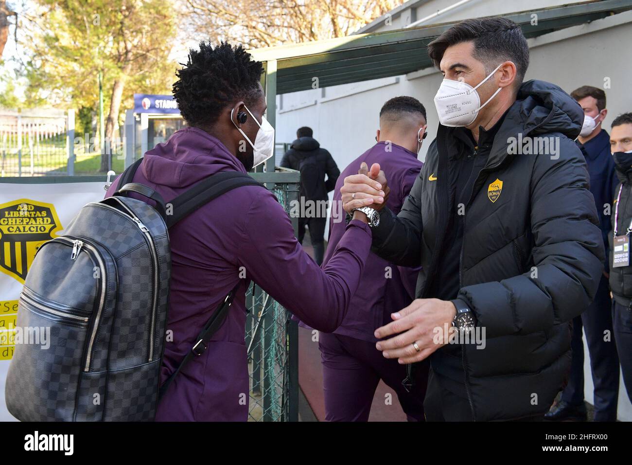 Fabio Rossi/AS Roma/LaPresse 13/12/2020 Bologna (Italia) Sport Soccer Bologna-Roma Campionato Italiano Calcio Serie A Tim 2020/2021 - Stadio Dall'Ara nella foto: Paulo Fonseca, Amadou Diawara Foto Stock