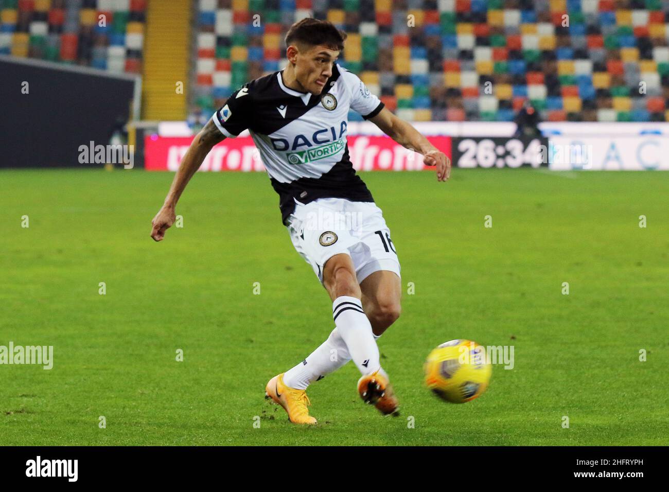 Andrea Bressanutti/LaPresse 15 dicembre 2020 Udine, Italia sport soccer Udinese vs Crotone - Campionato Italiano Calcio League A Tim 2020/2021 - Stadio Dacia Arena nella foto: molina nahuel Foto Stock