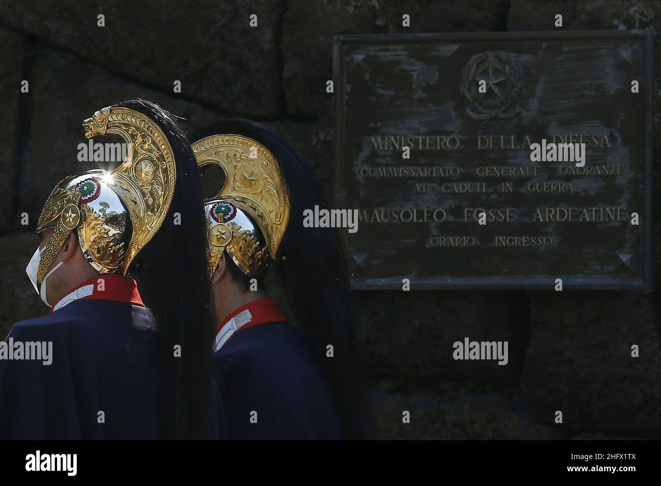 Cecilia Fabiano/LaPresse Marzo 24 , 2021 Roma (Italia) Politica Roma segna il 77th° anniversario del massacro di fosse Ardeatine nel Memoriale di Pic: Fosse Ardeatine Foto Stock