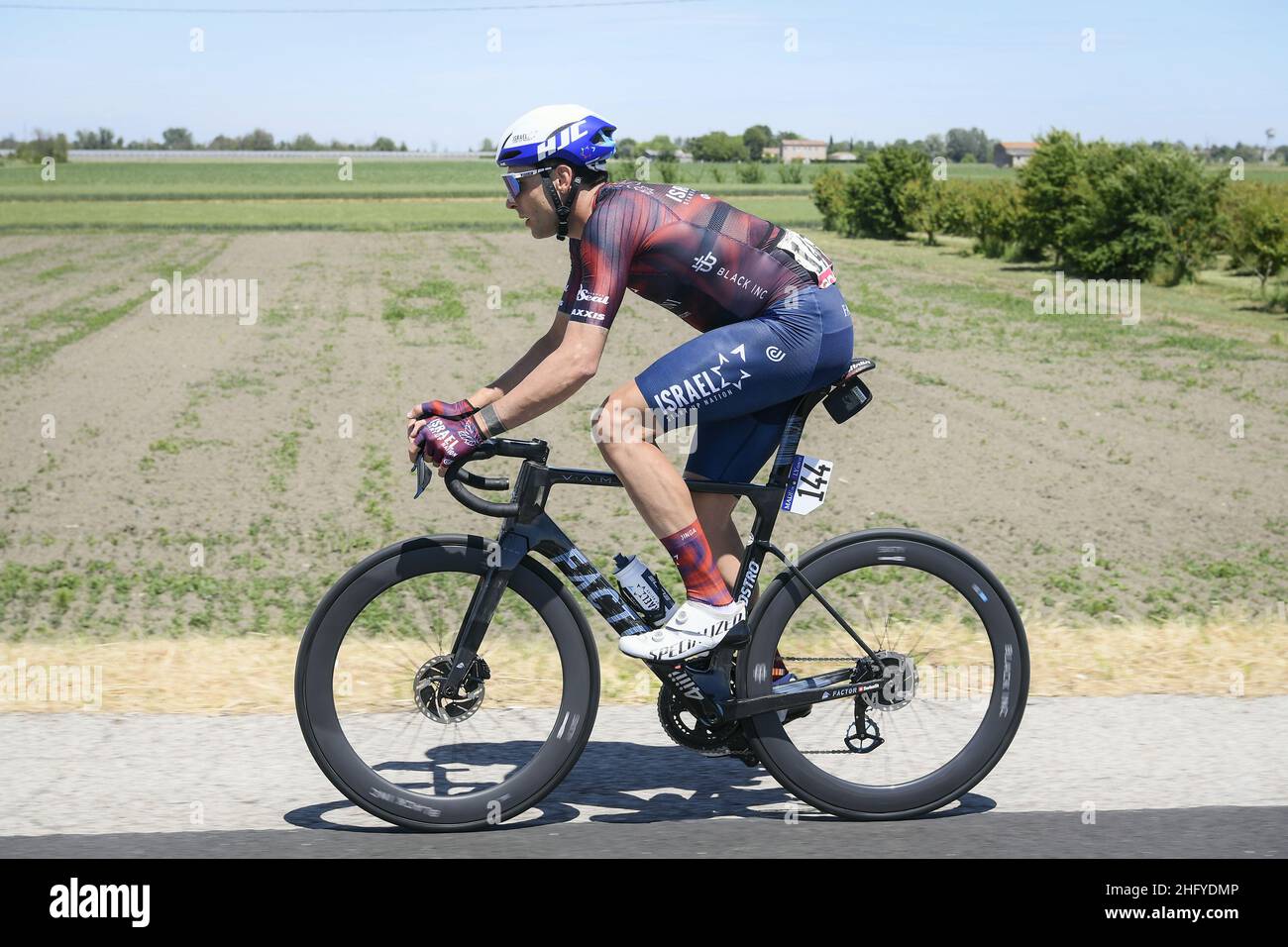 Fabio Ferrari/LaPresse 21 maggio 2021 Italia Sport Cycling giro d'Italia 2021 - edizione 104th - Stage 13 - da Ravenna a Verona nella foto: Durante la gara.CIMOLAI Davide (ITA) (START-UP NAZIONE ISRAELIANA) Foto Stock