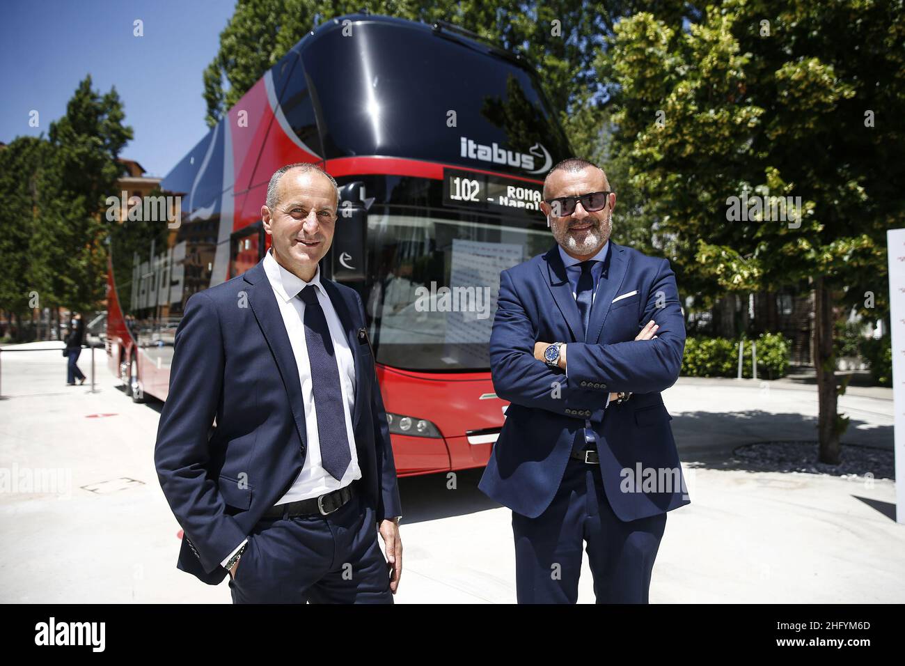 Cecilia Fabiano/ LaPresse Maggio 26 , 2021 Roma News : la nuova linea di autobus privato Italbus nel Pic : Foto Stock