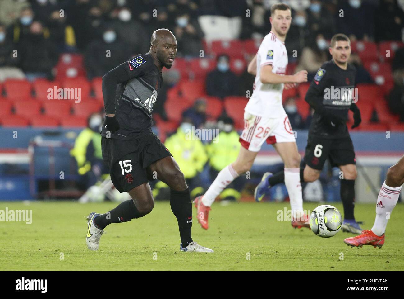 Danilo Pereira del PSG durante il campionato francese Ligue 1 partita di calcio tra Paris Saint-Germain (PSG) e Stade Brestois 29 (Brest) il 15 gennaio 2022 allo stadio Parc des Princes di Parigi, Francia - Foto: Jean Catuffe/DPPI/LiveMedia Foto Stock