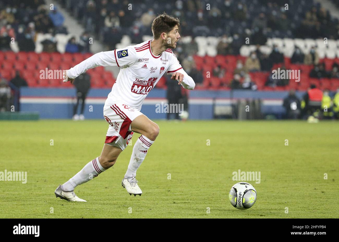 Paul Lasne di Brest durante il campionato francese Ligue 1 partita di calcio tra Paris Saint-Germain (PSG) e Stade Brestois 29 (Brest) il 15 gennaio 2022 allo stadio Parc des Princes di Parigi, Francia - Foto: Jean Catuffe/DPPI/LiveMedia Foto Stock