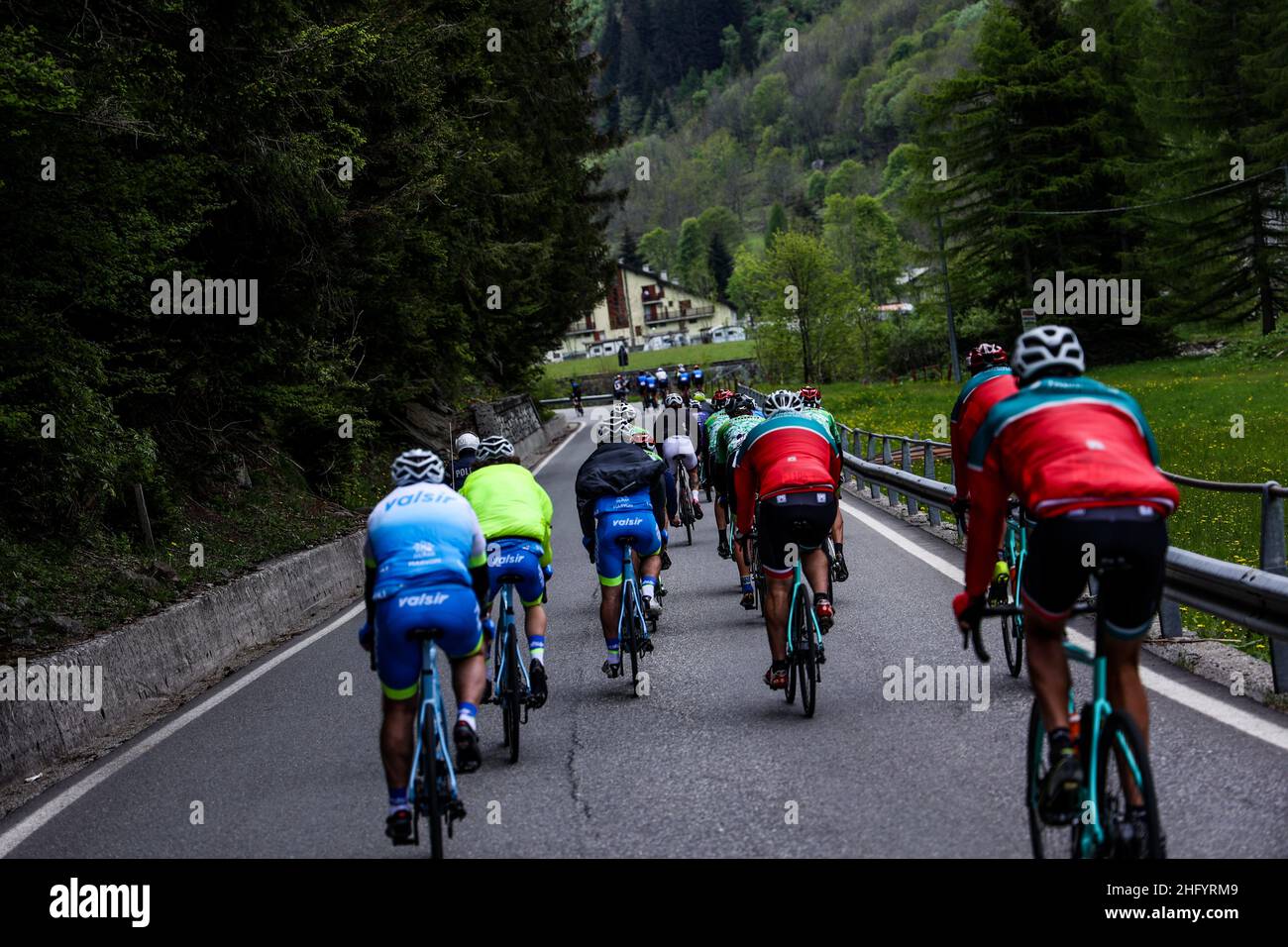 Foto LaPresse/Alessandro Garofalo 29 maggio 2021 Sport Ciclismo giro d'Italia 2021 – giro e nella foto: Tappa 20 Madesimo - Valle Spluga/Alpe Motta Foto LaPresse/Alessandro Garofalo 29 maggio 2021 Sport Cycling giro d'Italia 2021 – giro e nella foto: 20th tappa Madesimo - Valle Spluga/Alpe Motta Foto Stock