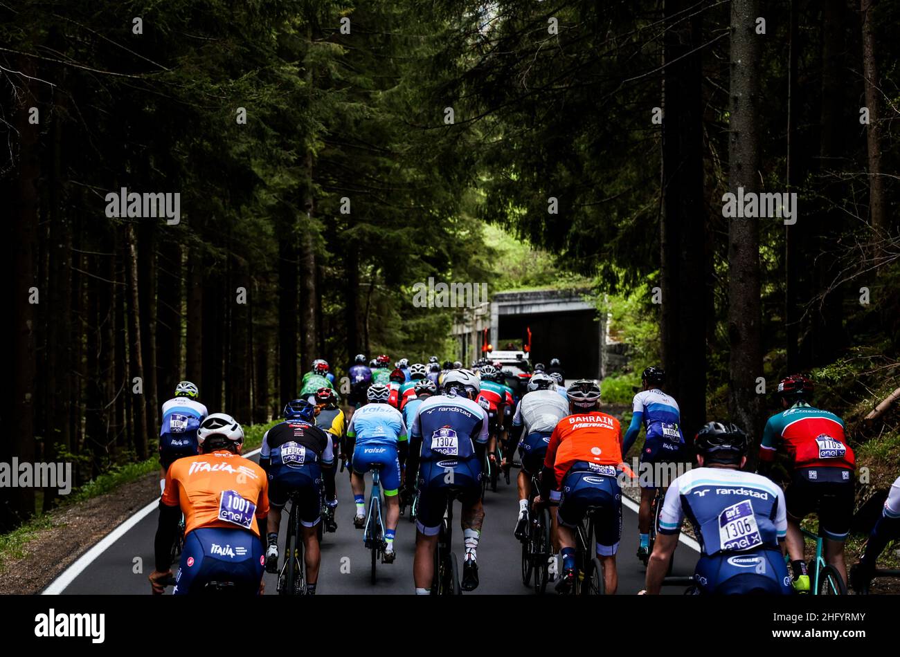 Foto LaPresse/Alessandro Garofalo 29 maggio 2021 Sport Ciclismo giro d'Italia 2021 – giro e nella foto: Tappa 20 Madesimo - Valle Spluga/Alpe Motta Foto LaPresse/Alessandro Garofalo 29 maggio 2021 Sport Cycling giro d'Italia 2021 – giro e nella foto: 20th tappa Madesimo - Valle Spluga/Alpe Motta Foto Stock