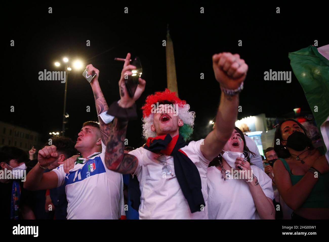 Cecilia Fabiano/LaPresse 11 giugno 2021 Roma (Italia) Sport Euro 2020 - Turchia vs Italia - la Fan zone in Piazza del Popolo nel Pic : esultazione dei tifosi per la vittoria della nazionale italiana di calcio Foto Stock