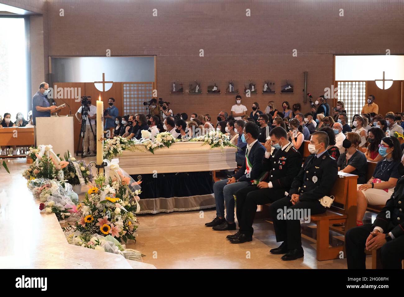 Michele Nucci/LaPresse 7 luglio 2021 - Bologna, Italia - News nella foto: Funerali di Chiara Gualzetti di sedici anni uccisi da un pari a Monteveglio (Bo) - Foto Stock