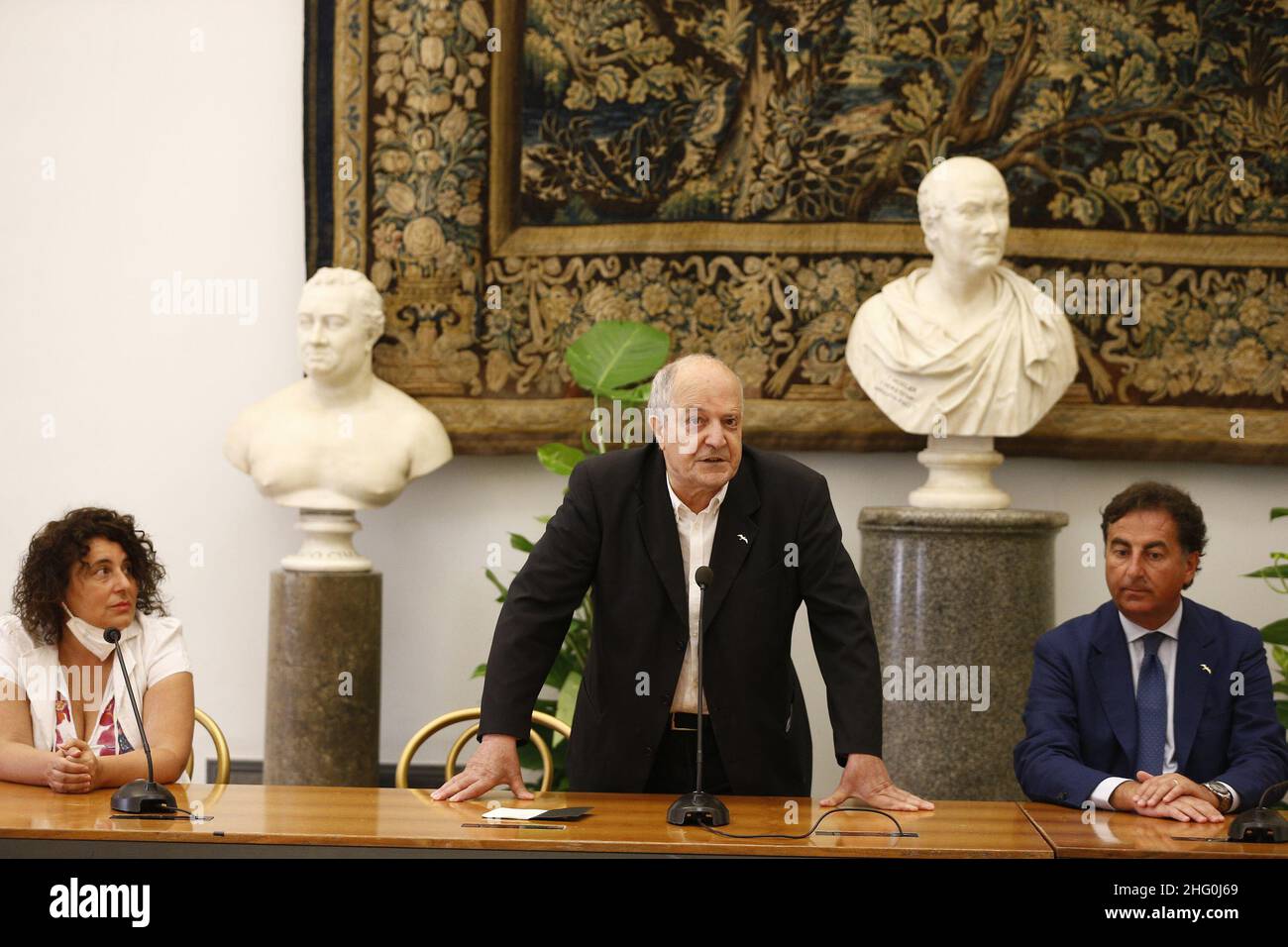 Cecilia Fabiano/ LaPresse Luglio 28 , 2021 Roma (Italia) News : Presentazione del candidato al sindaco di Italia dei Valori Rosario Trefilletti nella Pic : Rosario Trefilletti, Monica Montella , Ignazio Messina Foto Stock