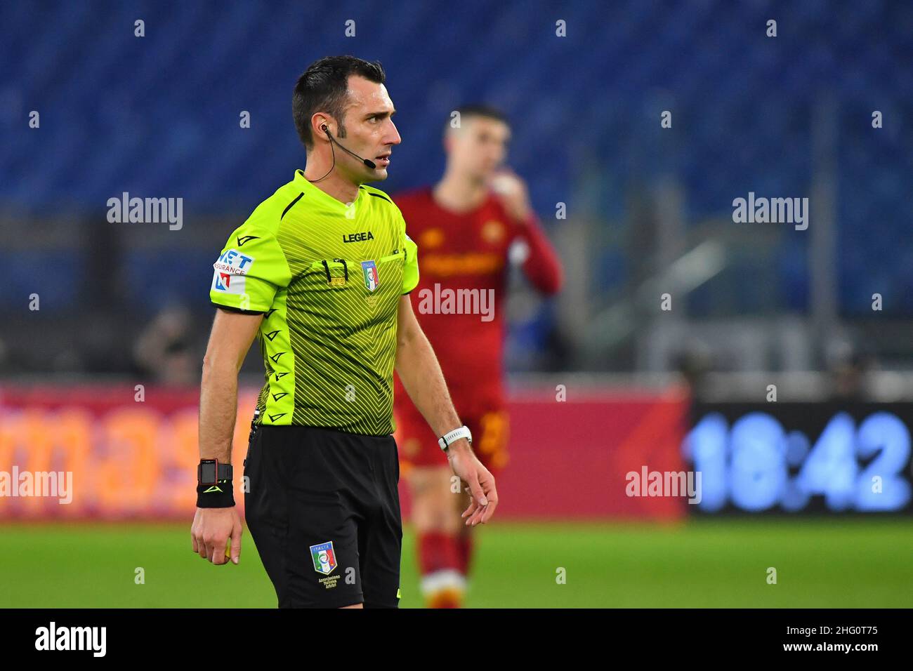 Roma, Italia. 16th Jan 2022. Arbitro Lorenzo Maggioni durante la 22nd giornata della Serie A in gara tra A.S. Roma e Cagliari Calcio allo Stadio Olimpico. COME Roma vince 1-0. (Credit Image: © Domenico Cippitelli/Pacific Press via ZUMA Press Wire) Foto Stock